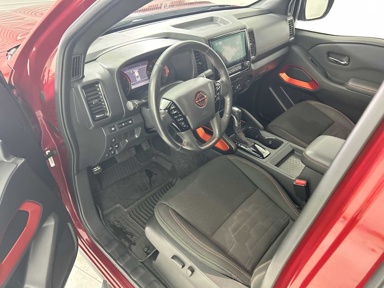 Thumbnail: 2023 Nissan Frontier - 11