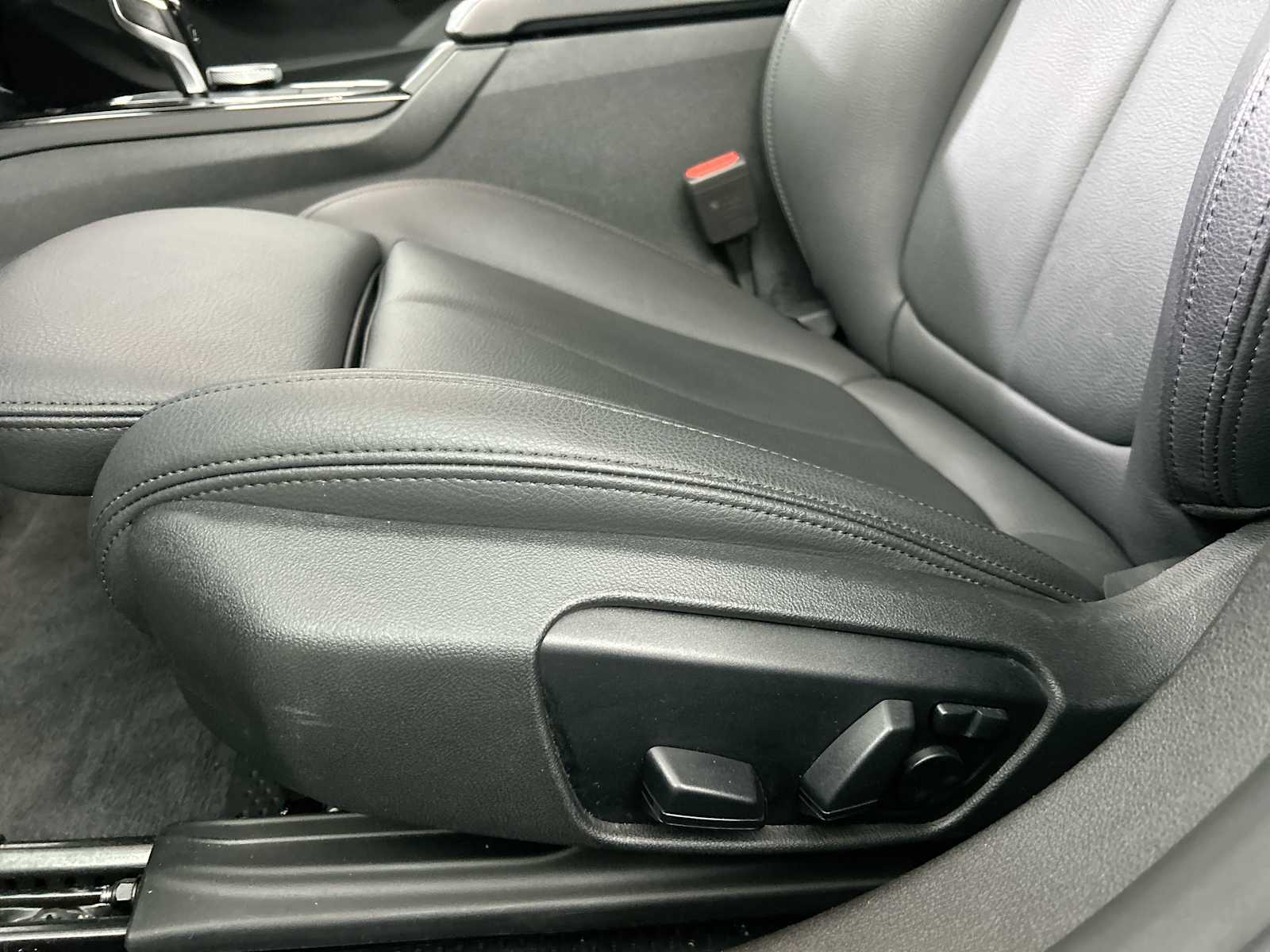 Thumbnail: 2024 BMW 2 Series - 14