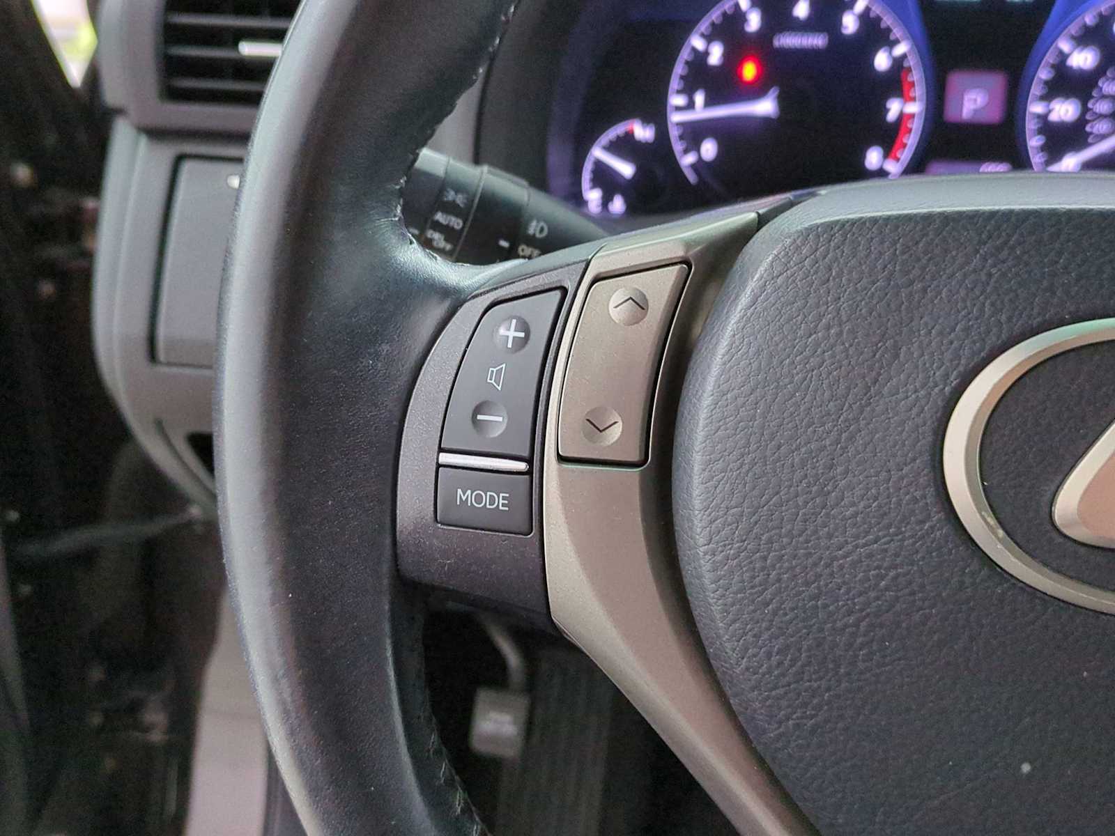Thumbnail: 2013 Lexus RX - 21
