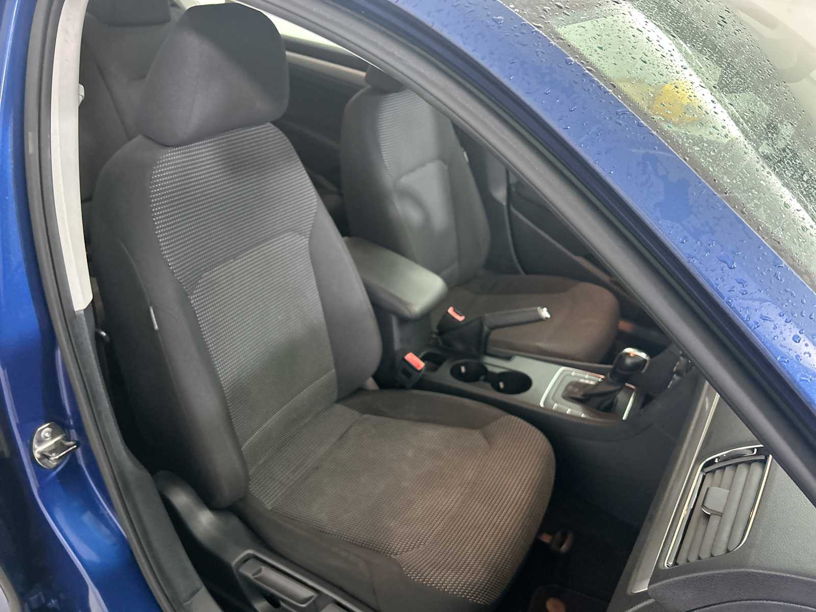 Thumbnail: 2016 Volkswagen Passat - 25