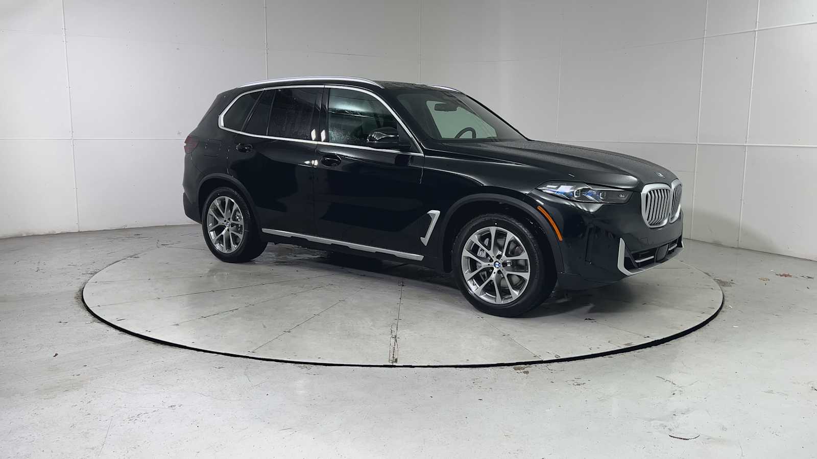 2026 BMW X5 50e - Photo 8