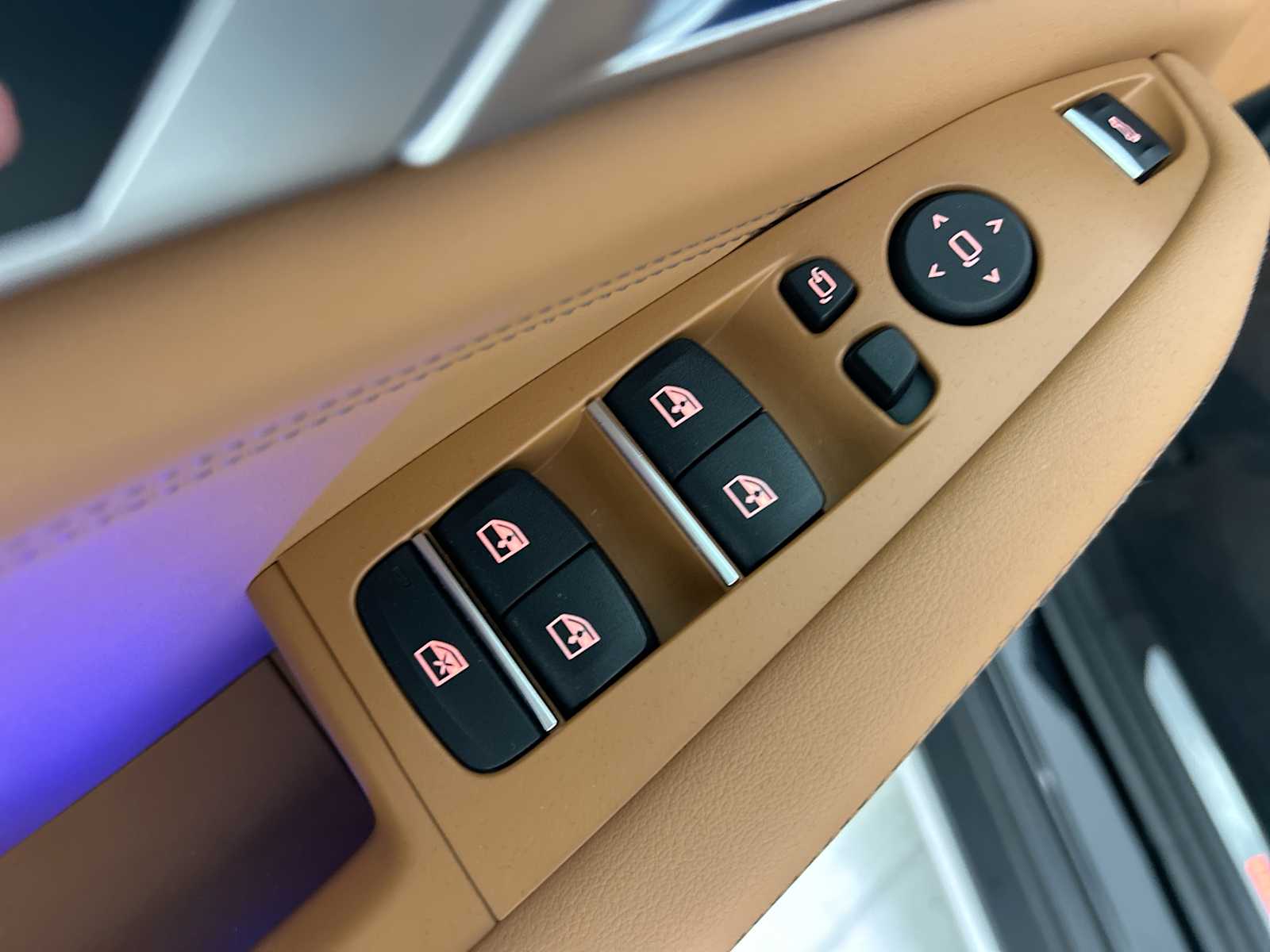 Thumbnail: 2024 BMW X5 - 15