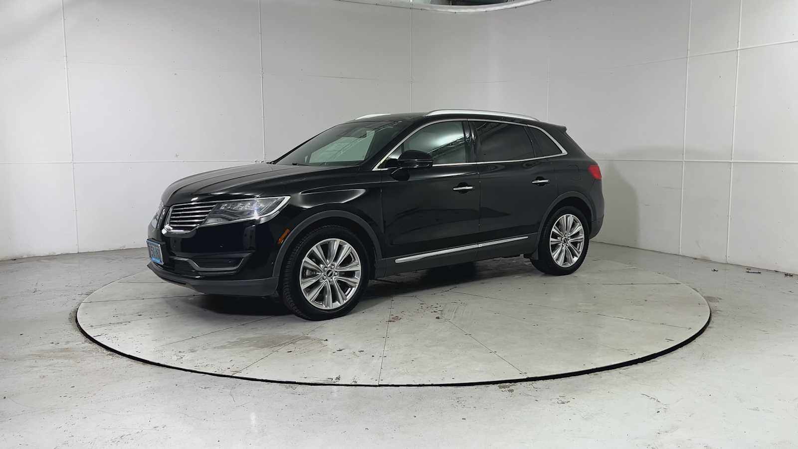 Thumbnail: 2016 Lincoln MKX - 6