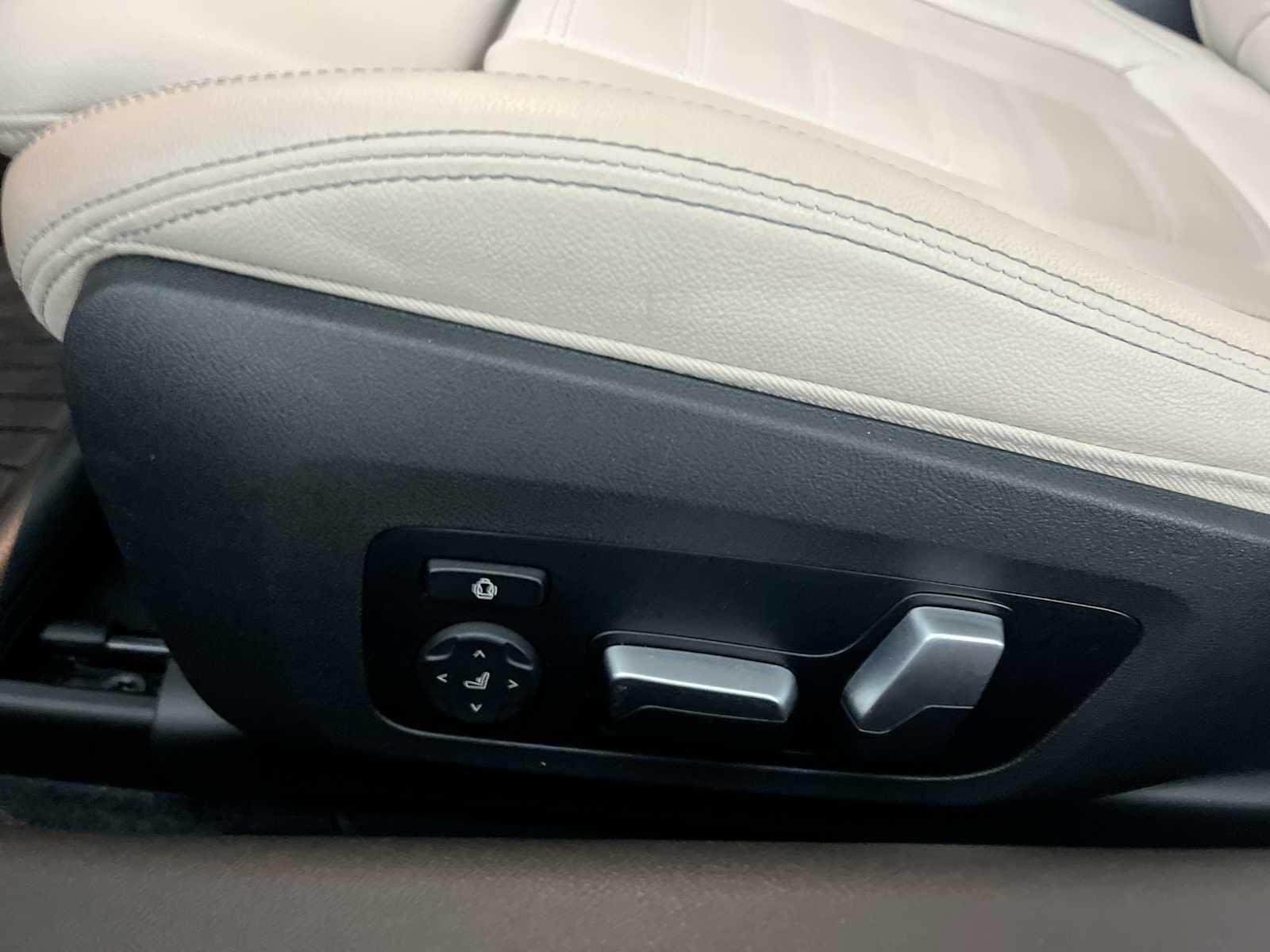 Thumbnail: 2023 BMW 2 Series - 14