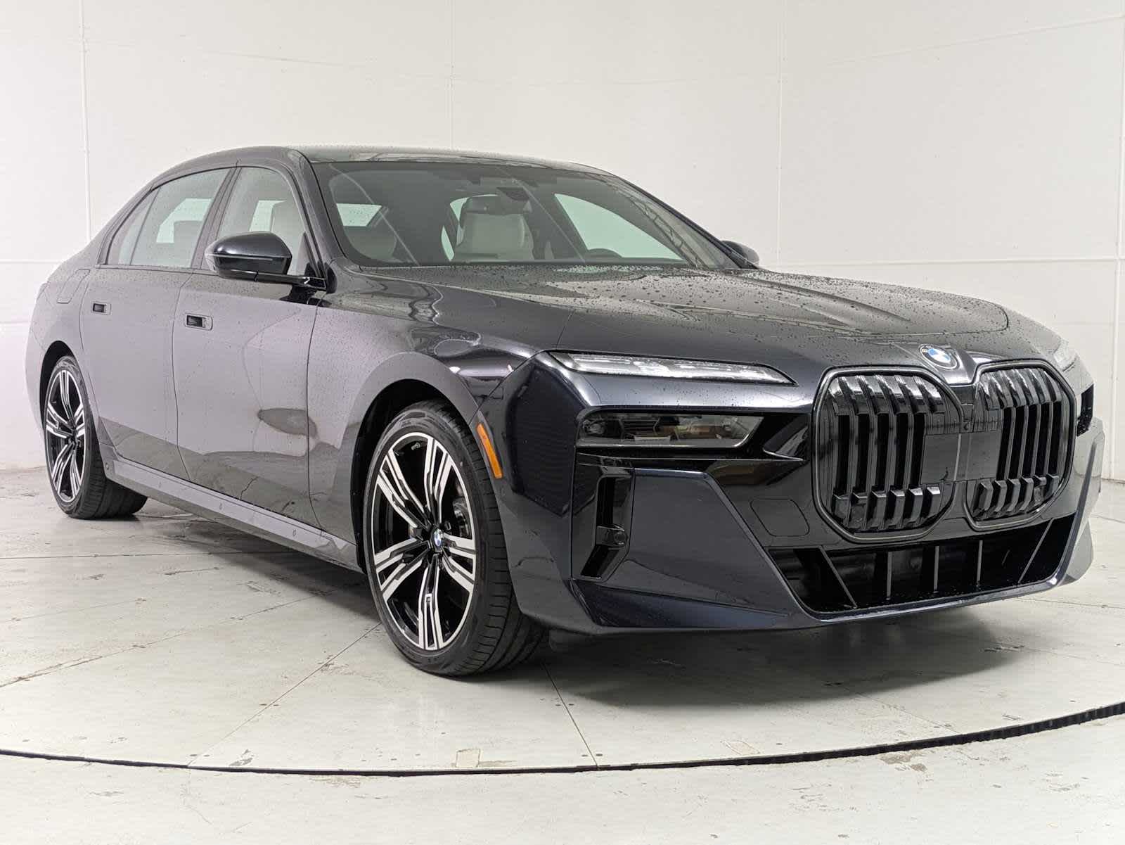 Thumbnail: 2025 BMW 7 Series - 8