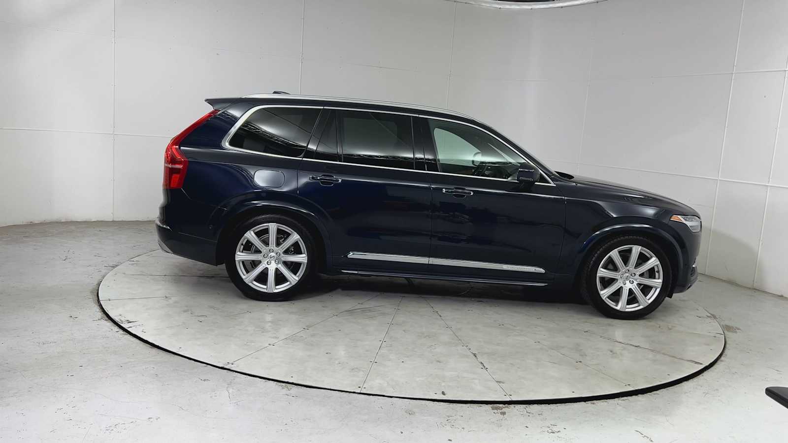 Thumbnail: 2017 Volvo XC90 - 9