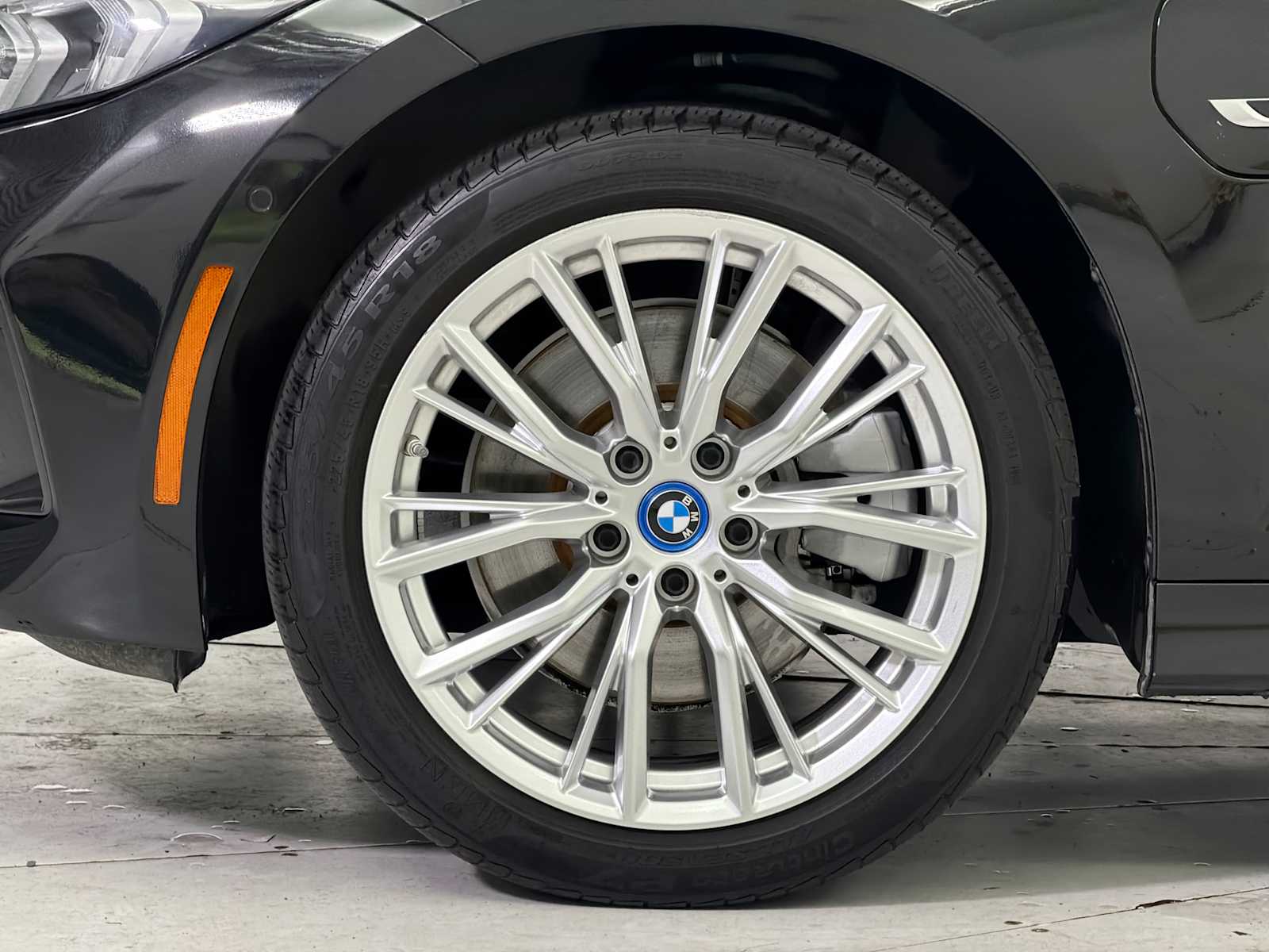 Thumbnail: 2023 BMW 3 Series - 19