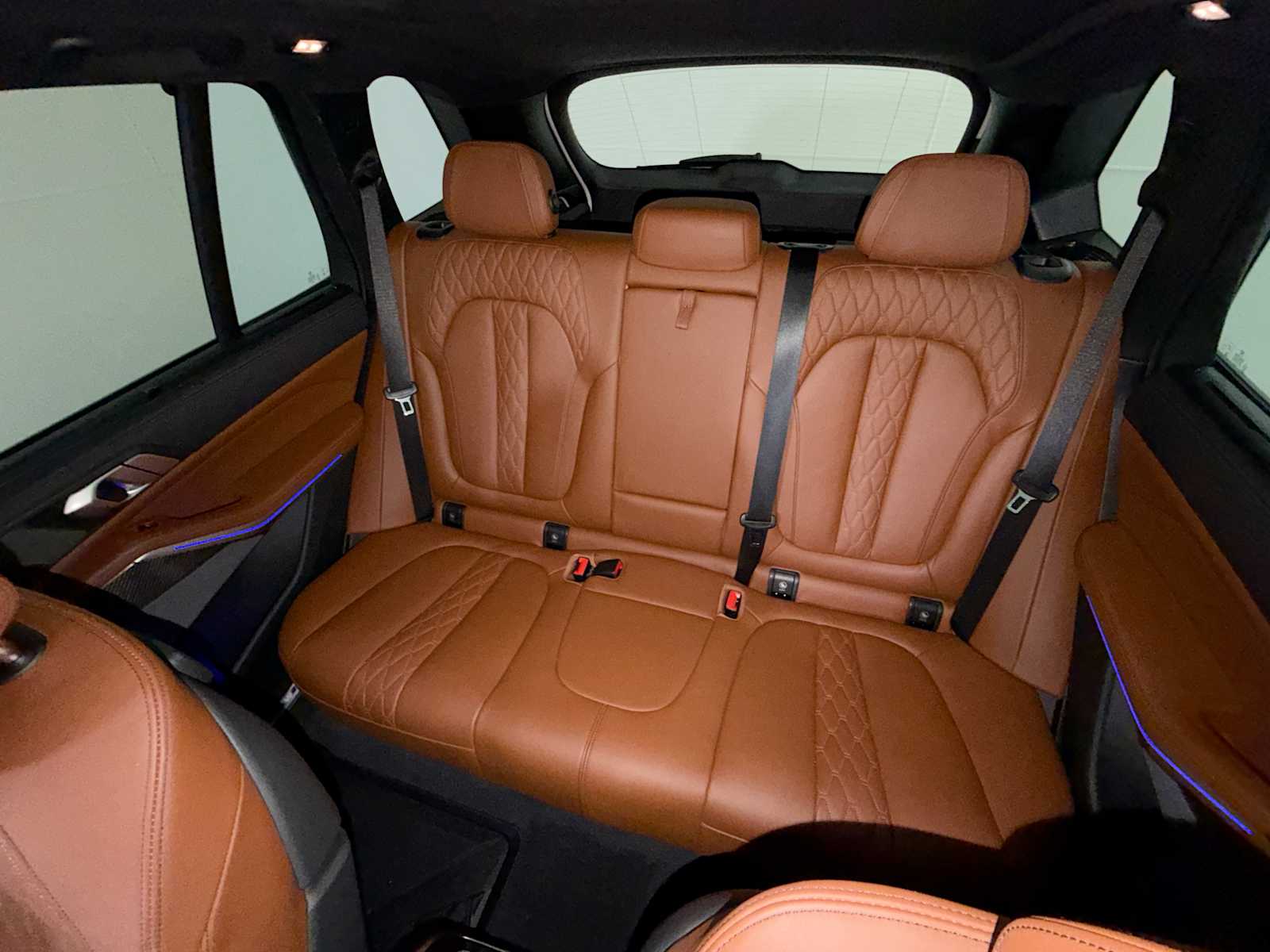 Thumbnail: 2021 BMW M5 - 25