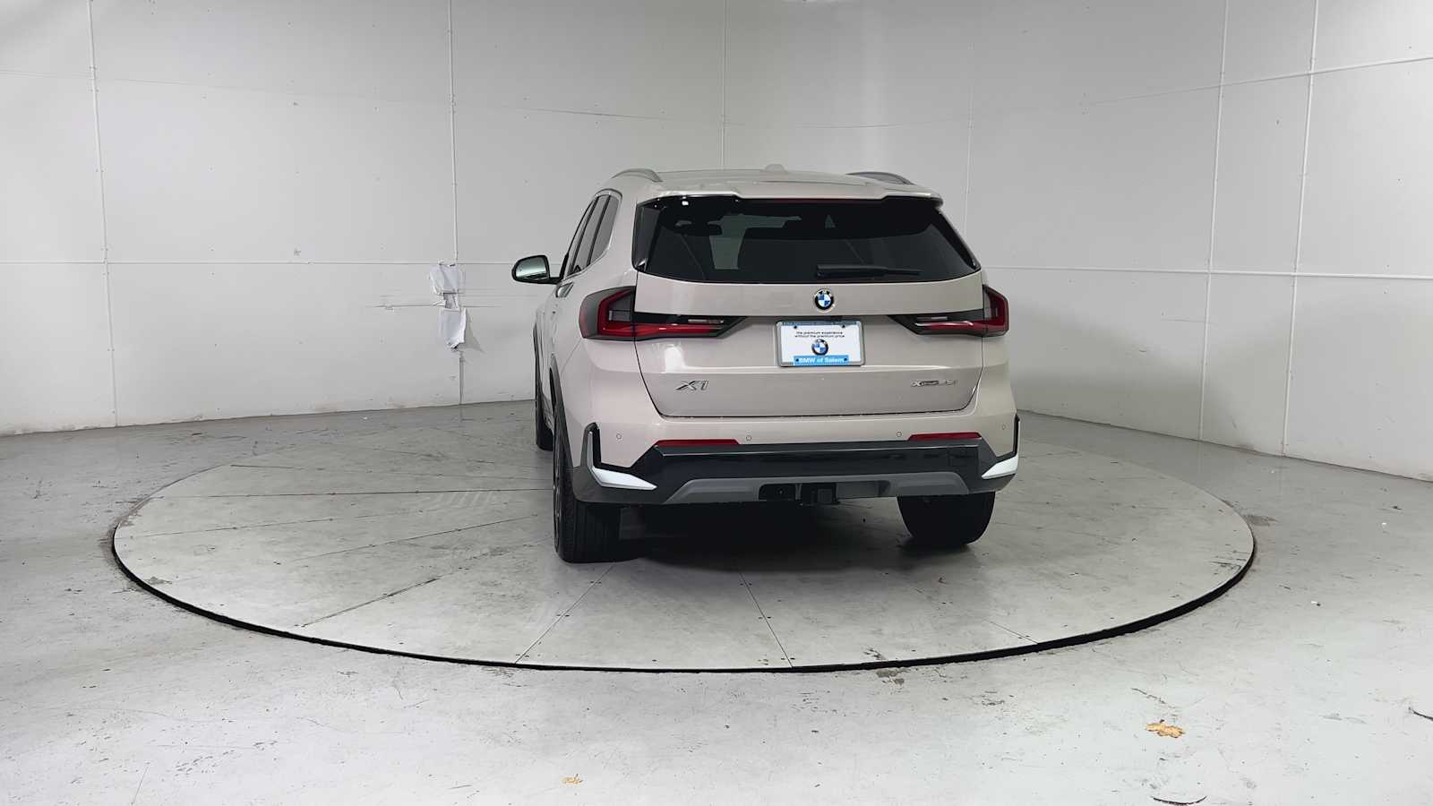 Thumbnail: 2026 BMW X1 - 3