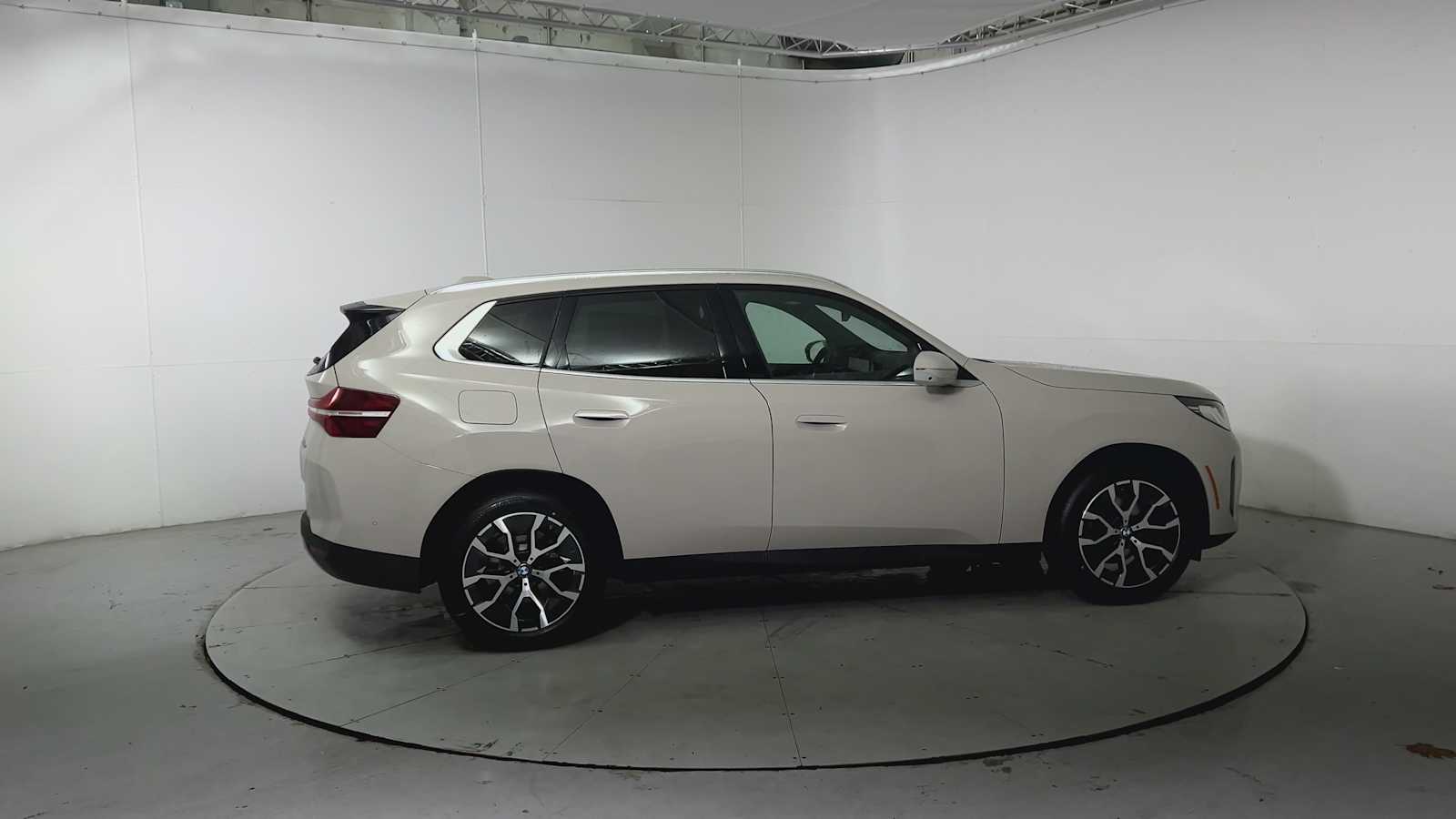 Thumbnail: 2026 BMW X3 - 9