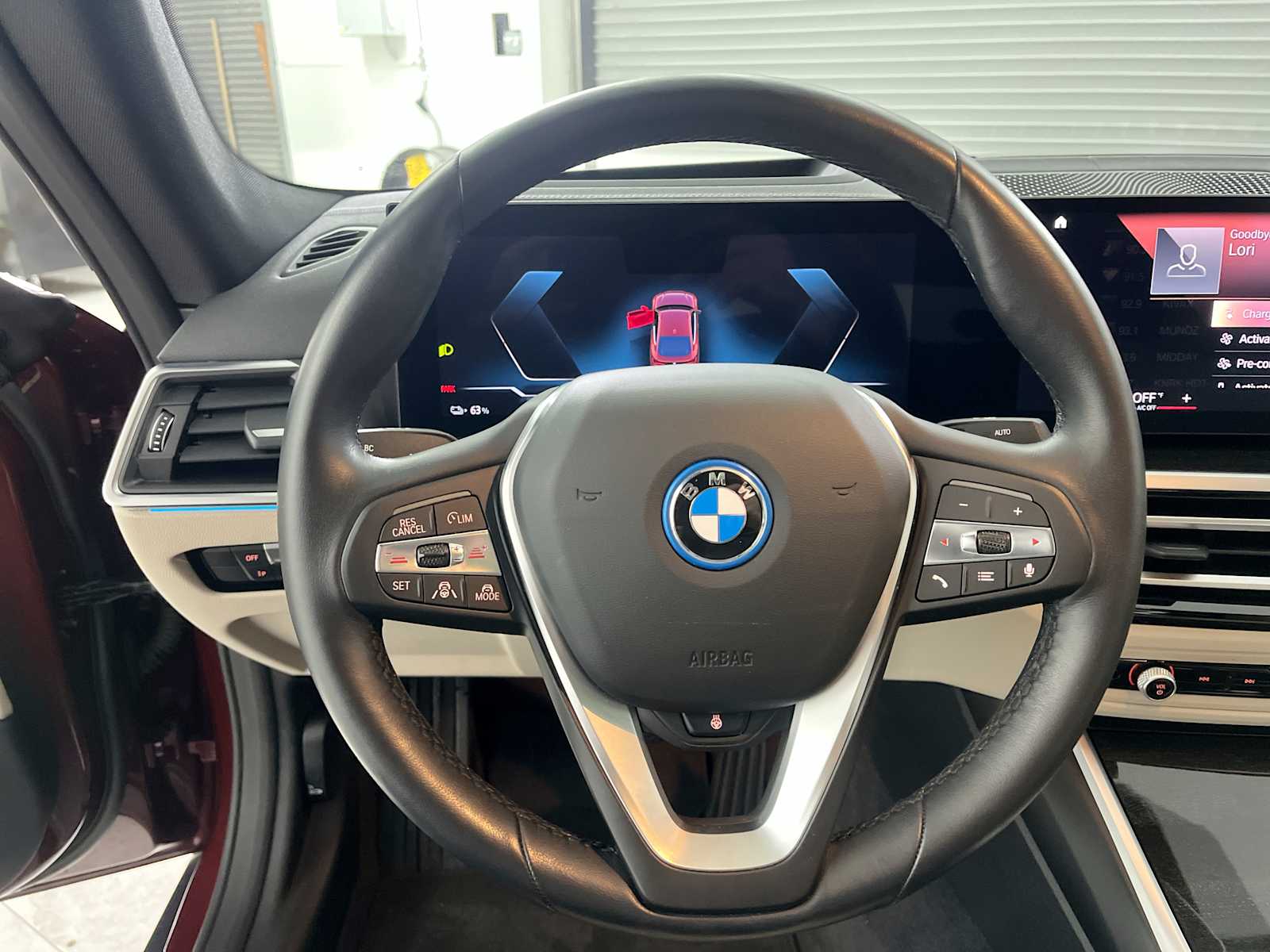 Thumbnail: 2023 BMW i4 - 17