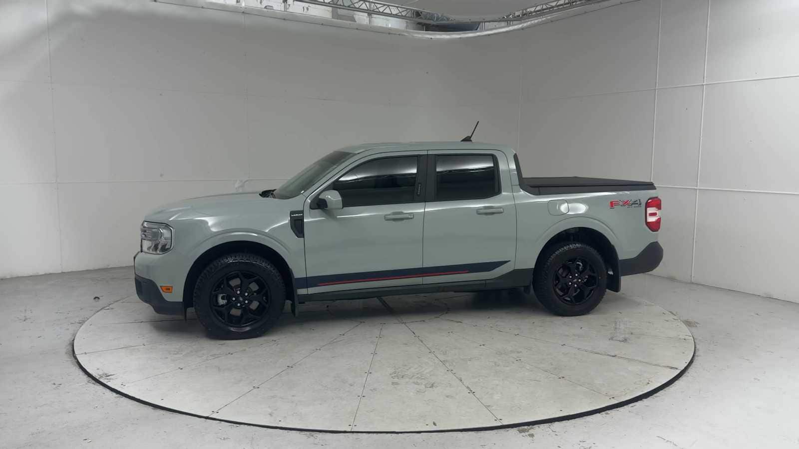 Thumbnail: 2022 Ford Maverick - 5