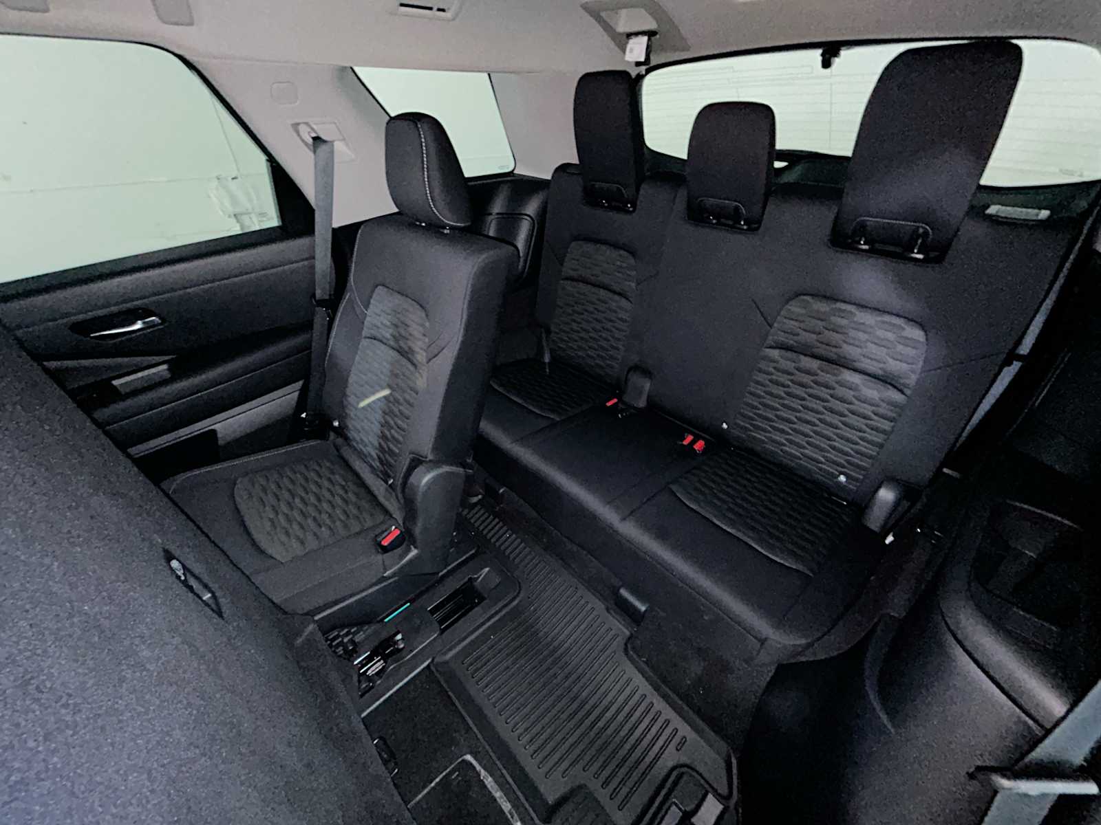 Thumbnail: 2022 Nissan Pathfinder - 24