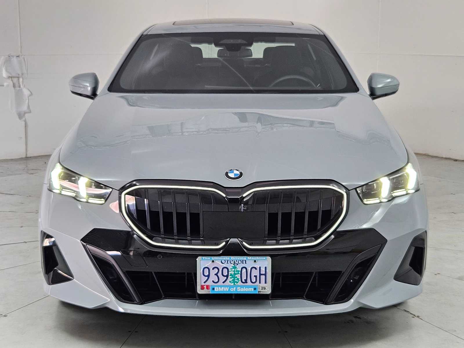 2024 BMW 5 Series 530i xDrive 9