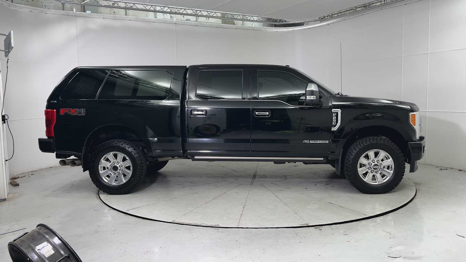 Thumbnail: 2018 Ford Econoline - 9