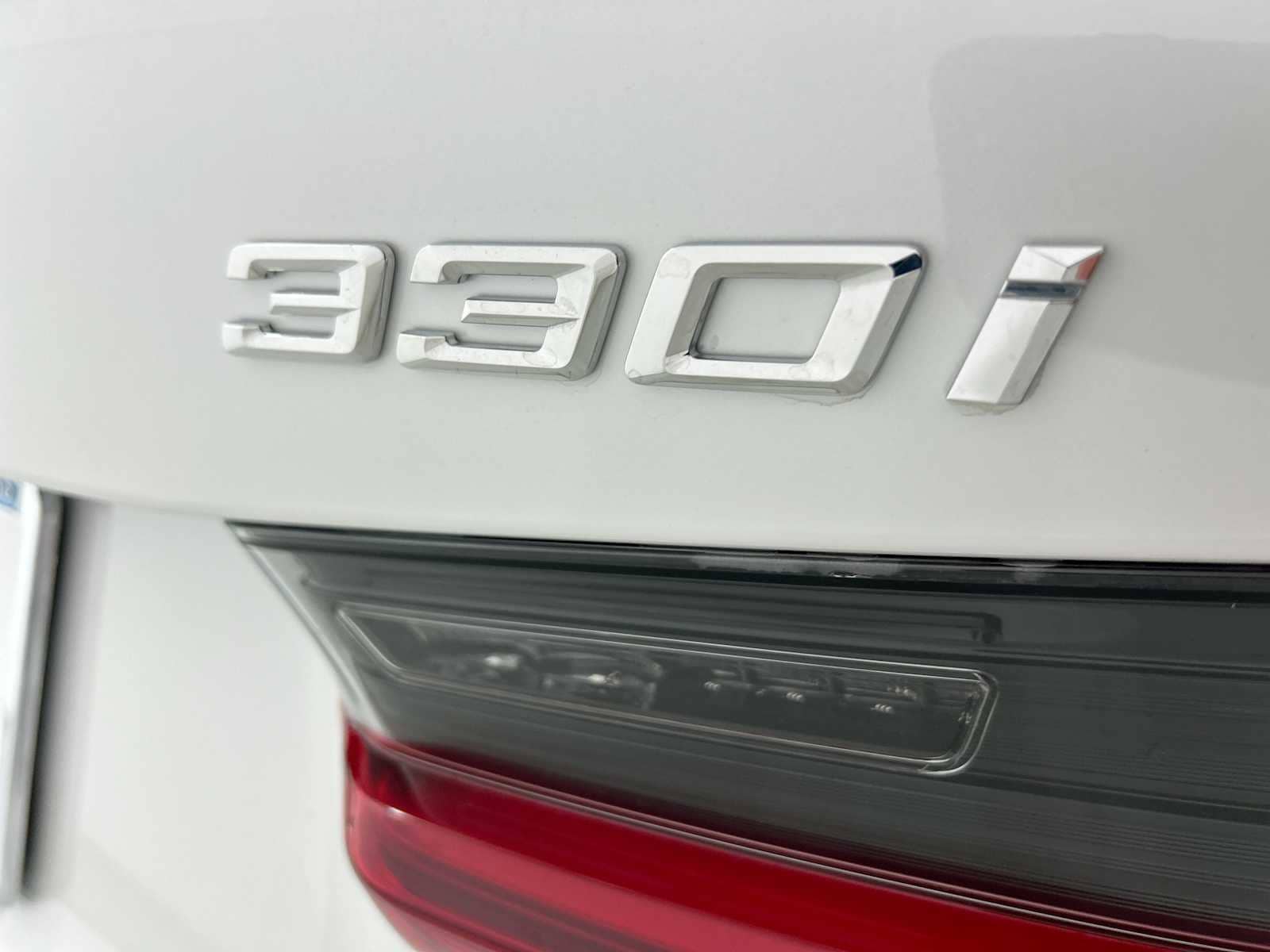 Thumbnail: 2025 BMW 3 Series - 27