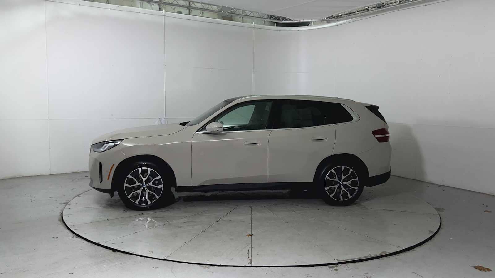 Thumbnail: 2026 BMW X3 - 5