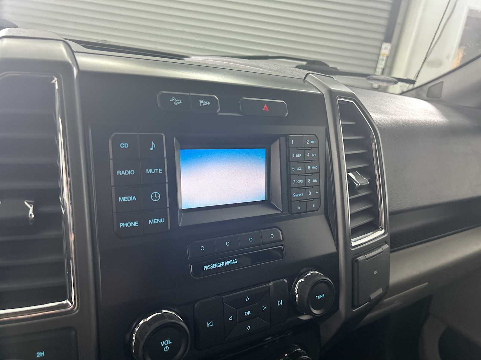 Thumbnail: 2015 Ford F-150 - 12