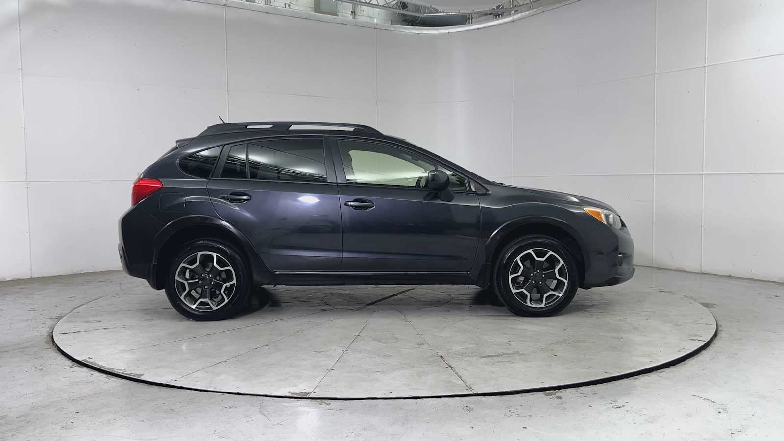 Thumbnail: 2014 Subaru XV Crosstrek - 9