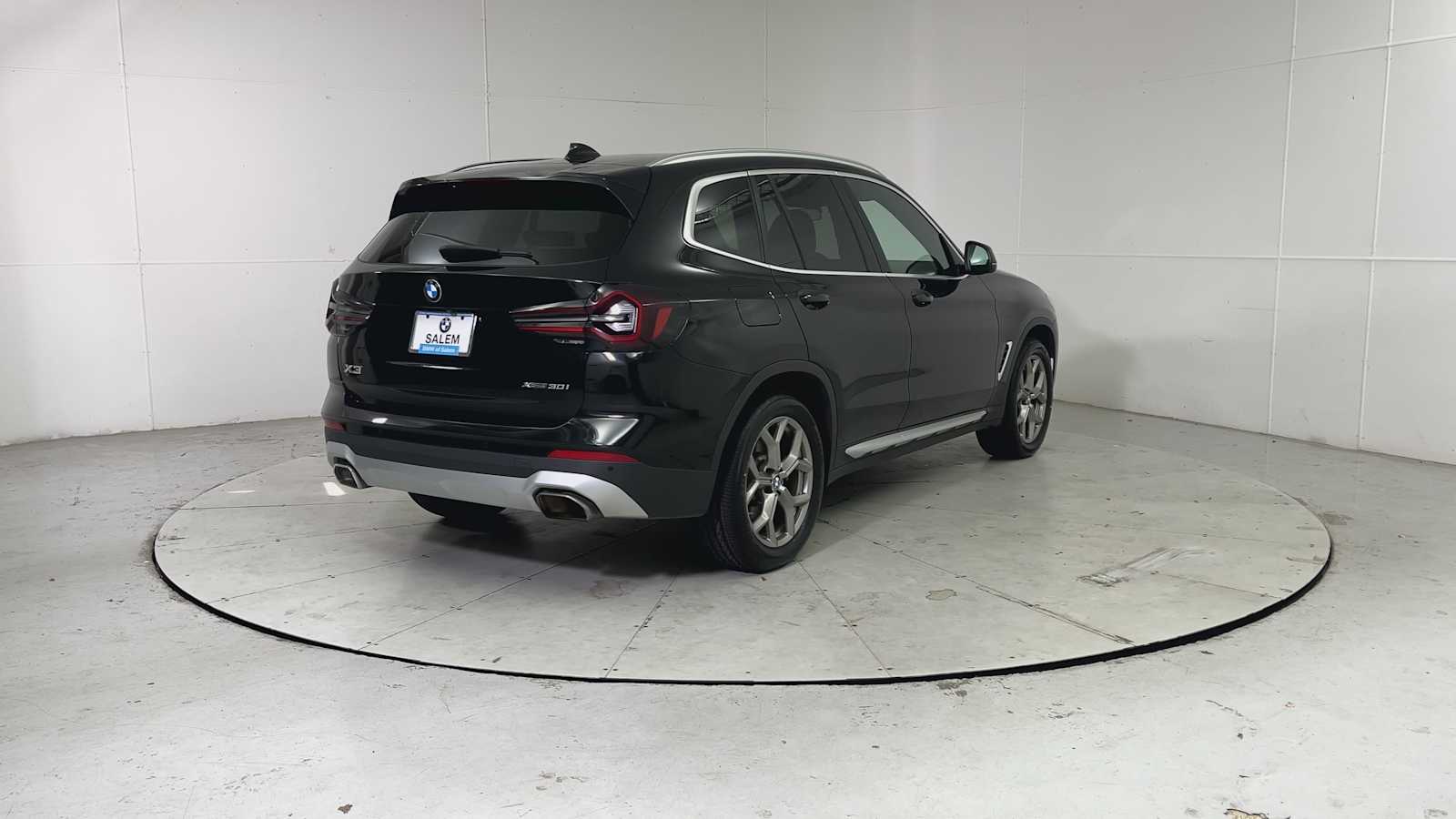 Thumbnail: 2023 BMW X3 - 8