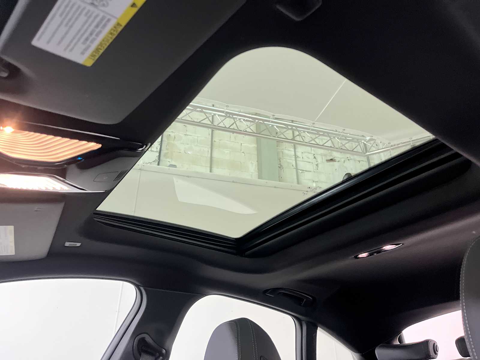 Thumbnail: 2023 BMW i4 - 16