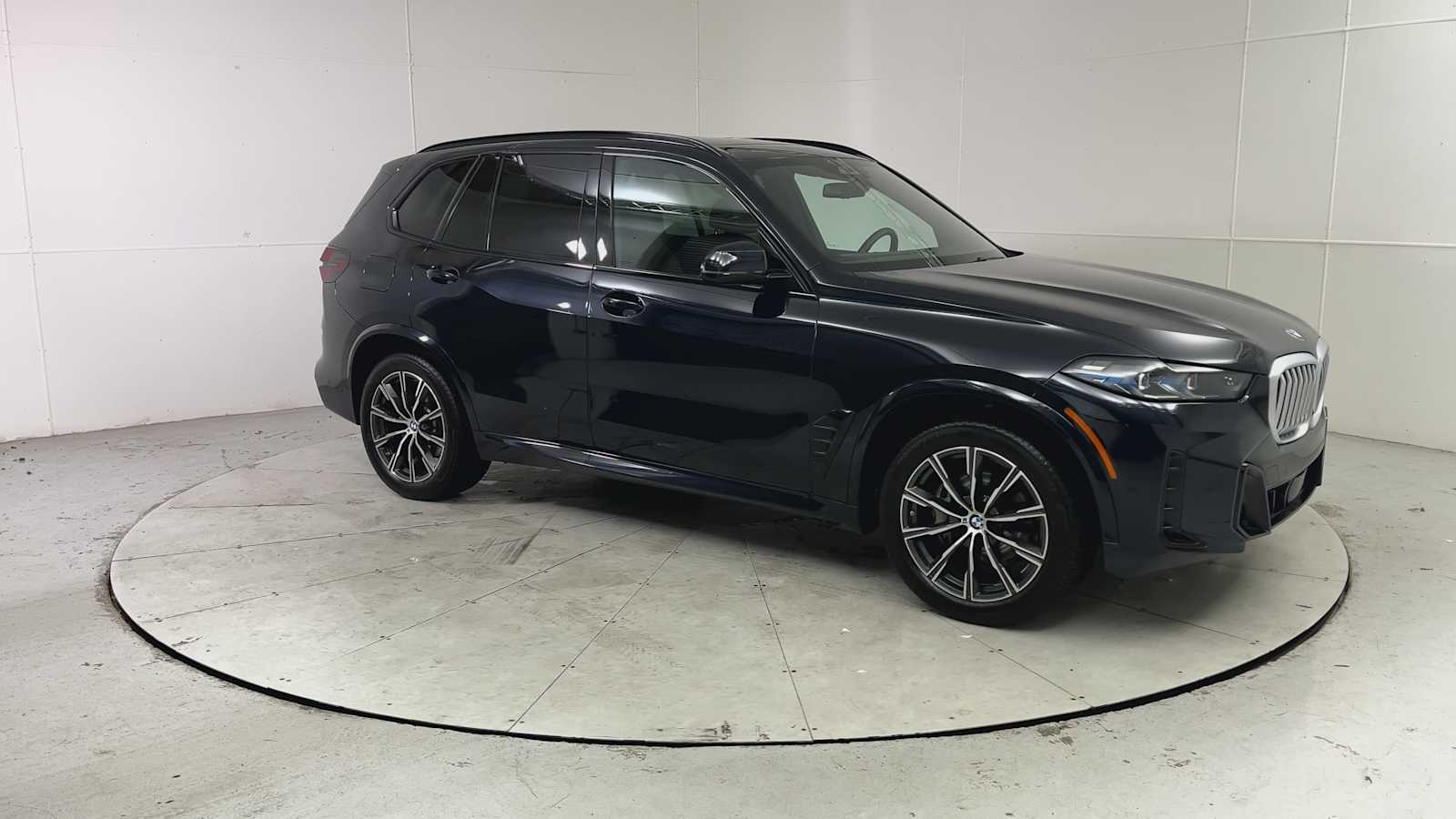 Thumbnail: 2026 BMW X5 - 8