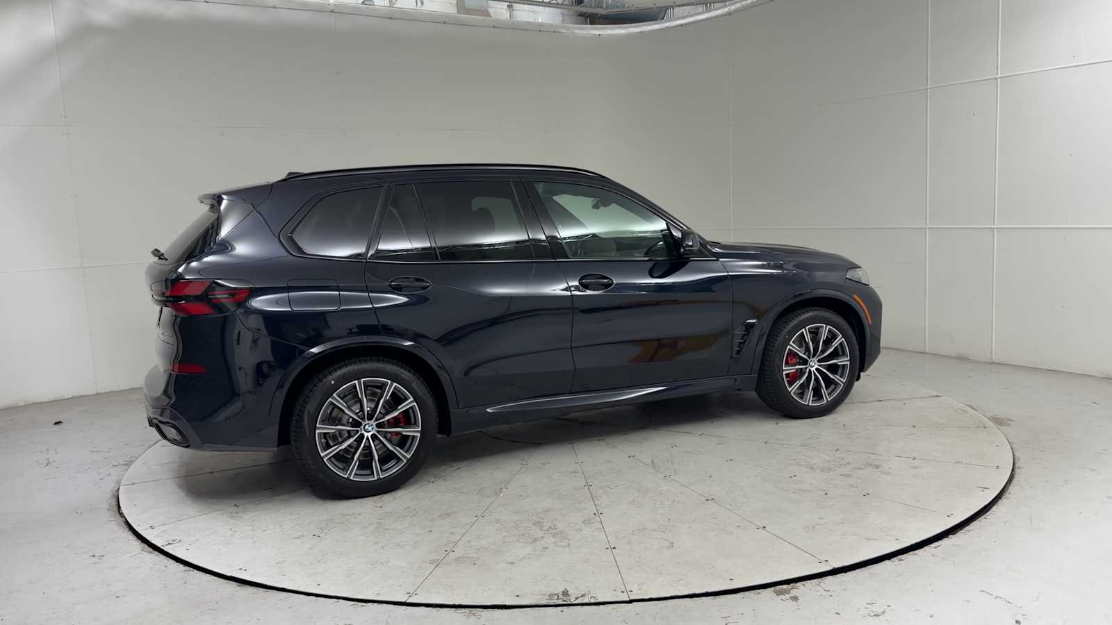 Thumbnail: 2026 BMW X5 - 9