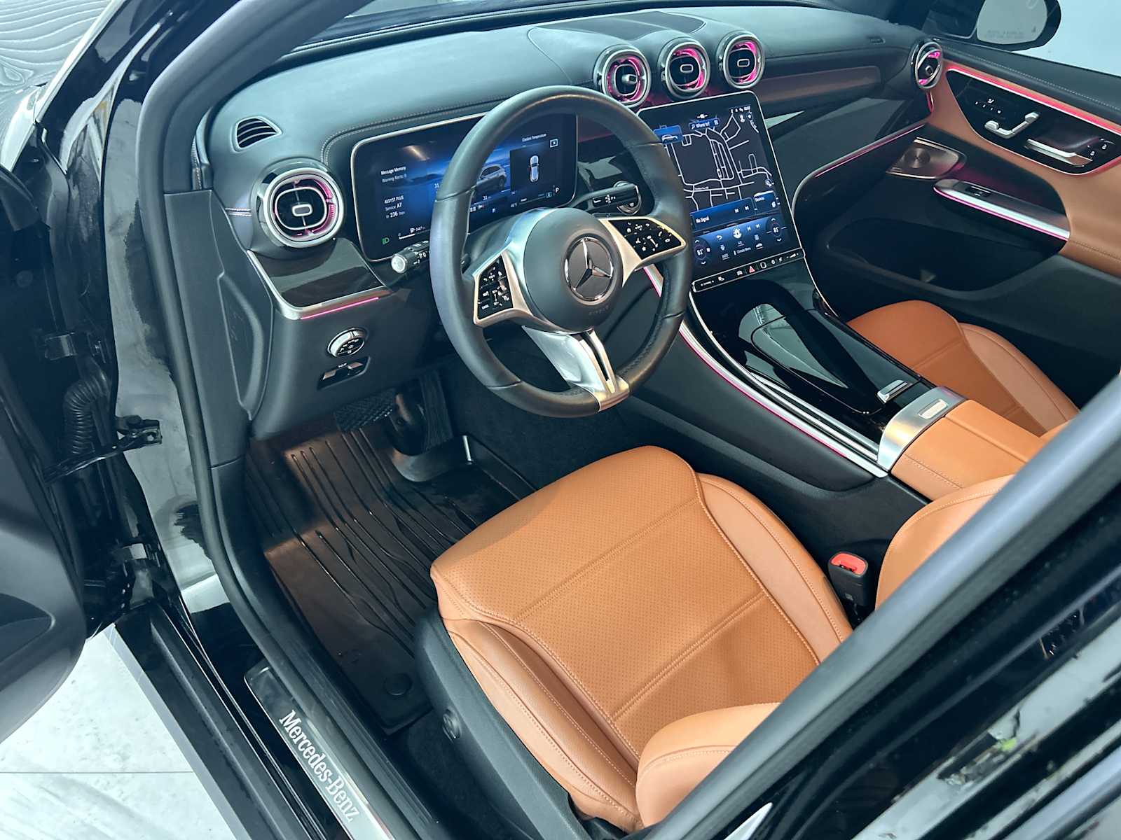 Thumbnail: 2023 Mercedes-Benz GLC - 11