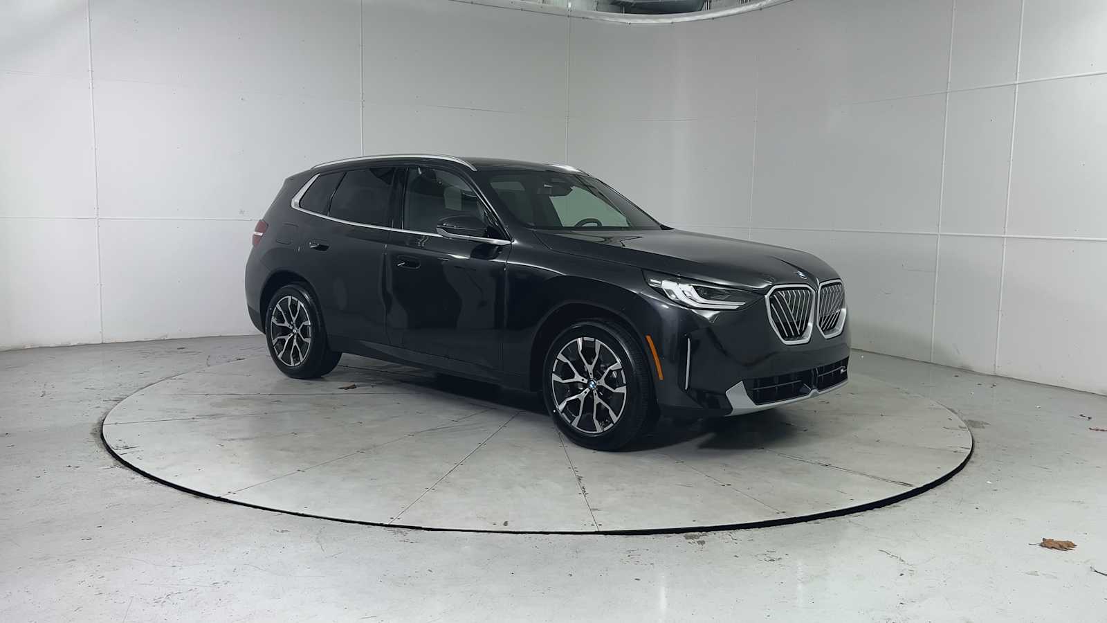 Thumbnail: 2026 BMW X3 - 8