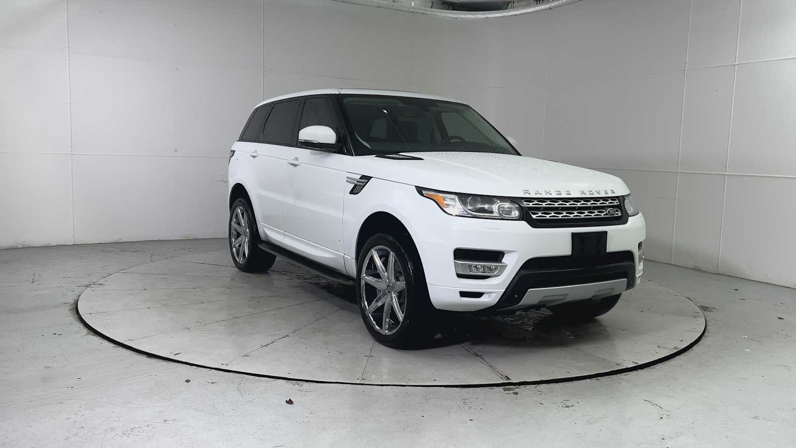 Thumbnail: 2015 Land Rover Range Rover Sport - 8