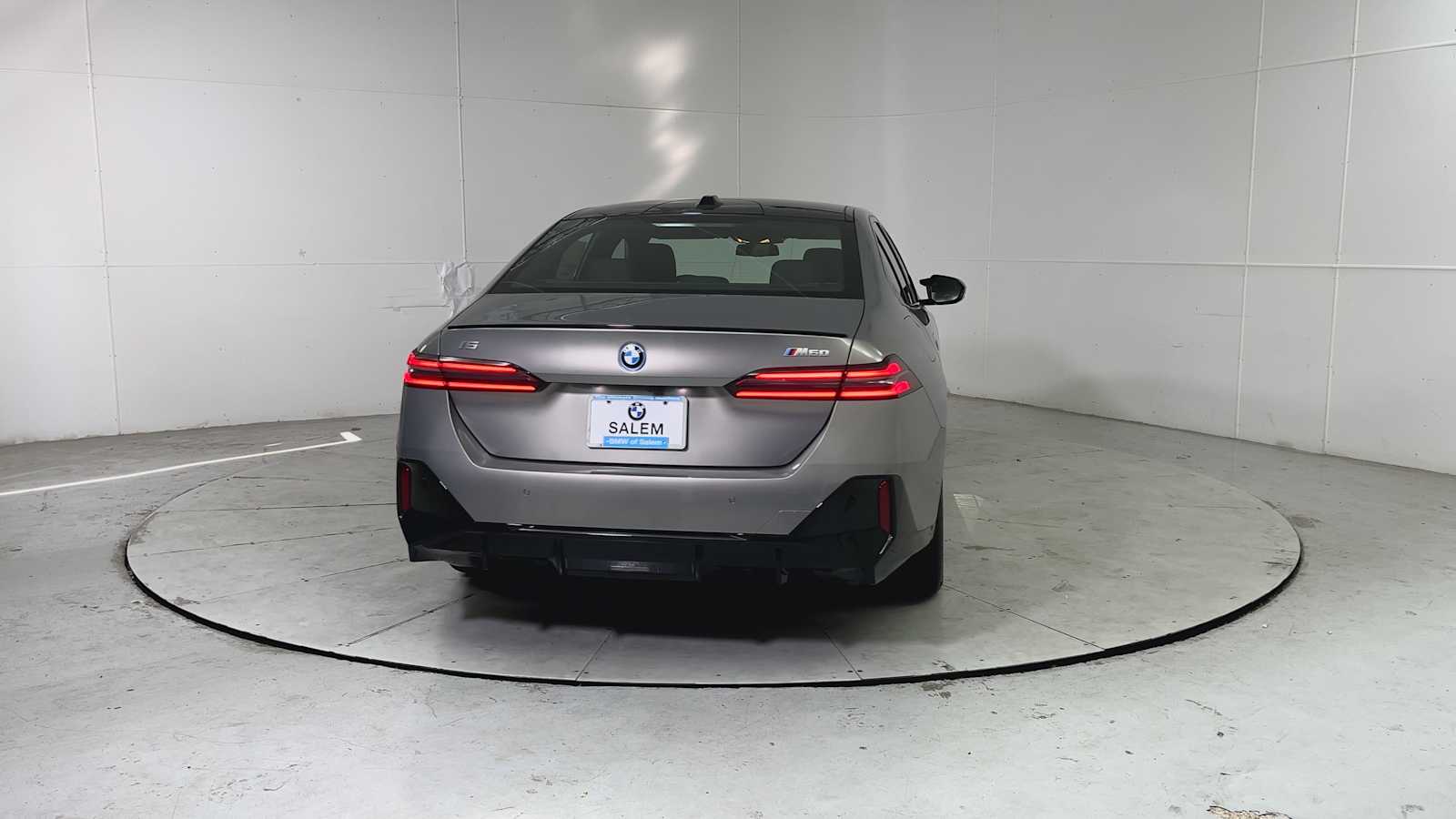 Thumbnail: 2026 BMW i5 - 2