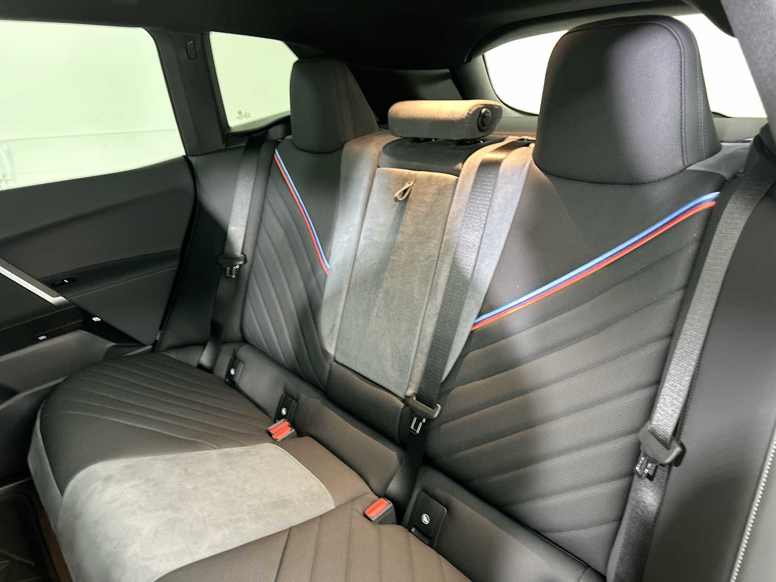 Thumbnail: 2026 BMW iX - 24