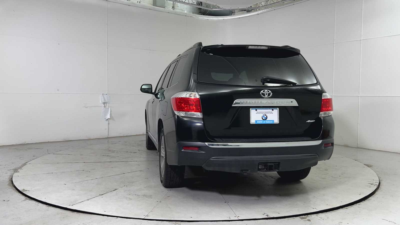 2011 Toyota Highlander Limited photo 2