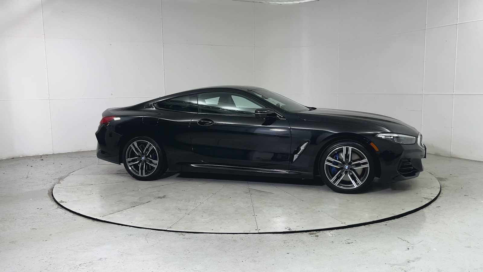Thumbnail: 2025 BMW 8 Series - 7