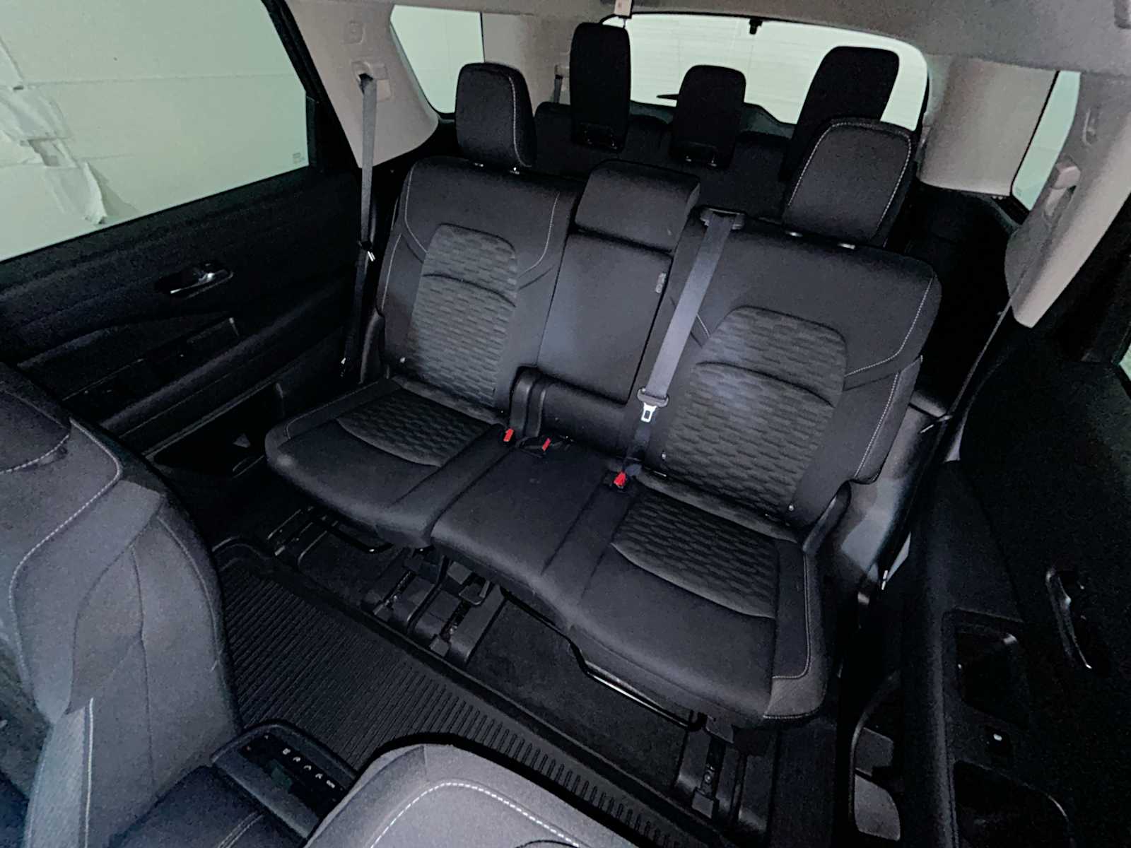 Thumbnail: 2022 Nissan Pathfinder - 23