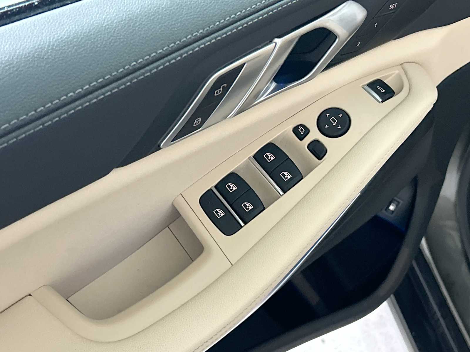 Thumbnail: 2022 BMW X5 - 15