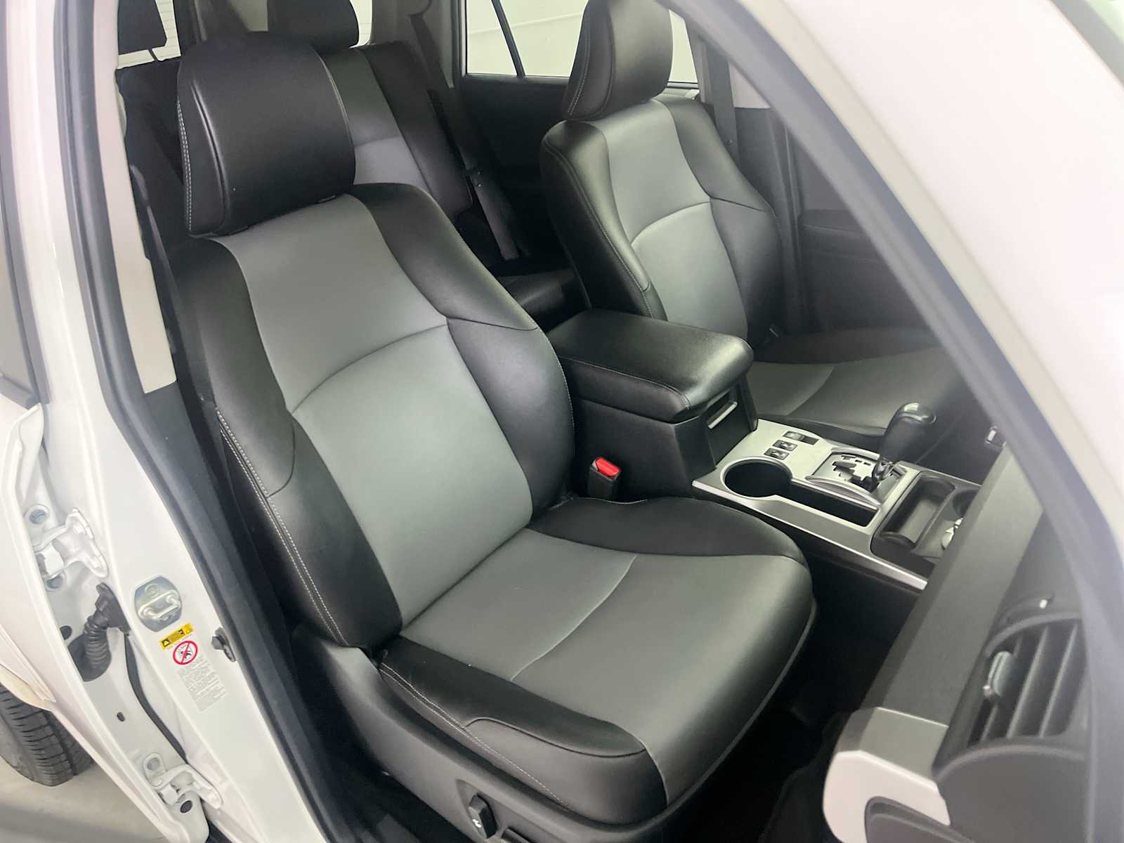 Thumbnail: 2018 Toyota 4Runner - 26