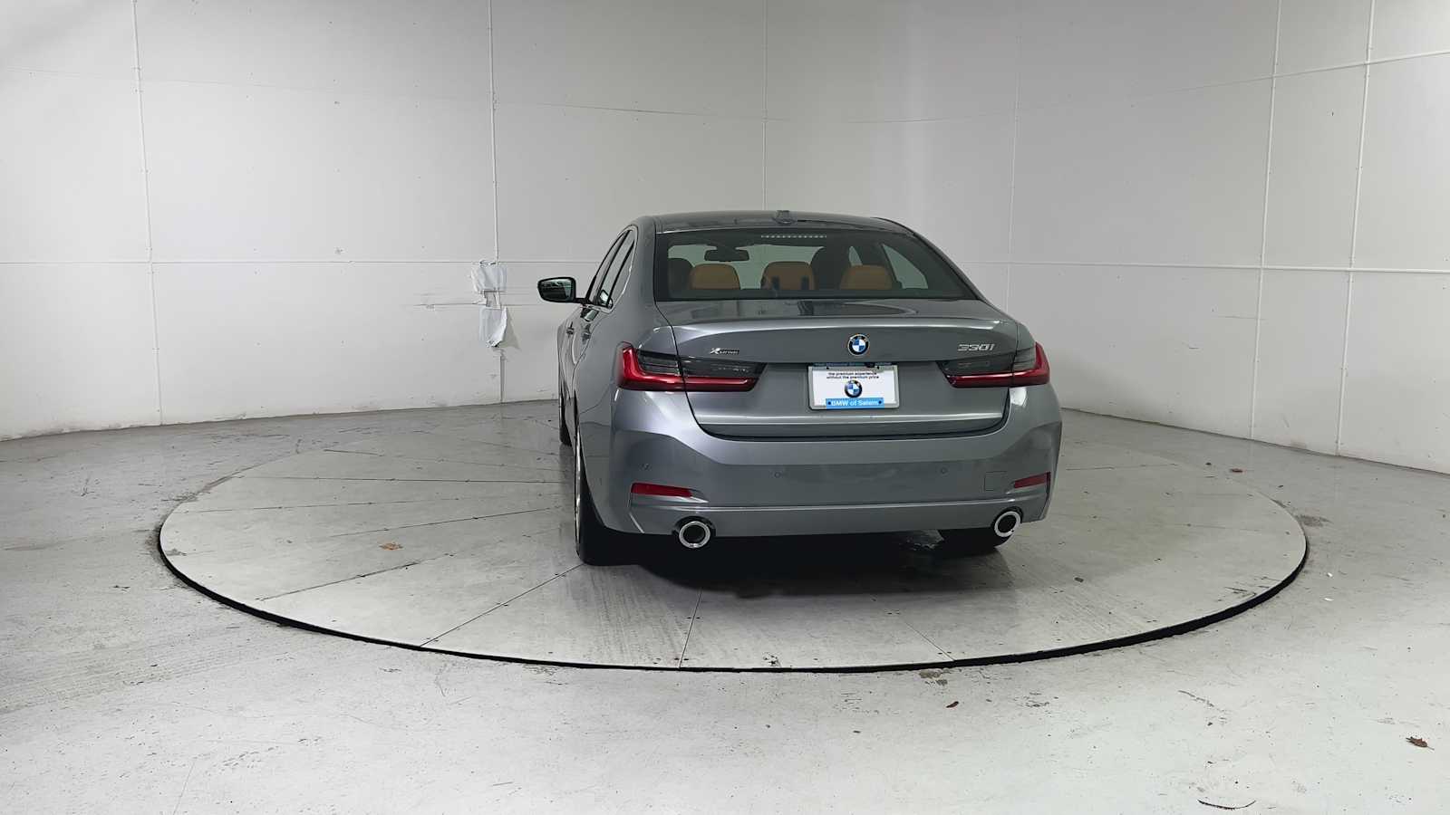 Thumbnail: 2026 BMW 3 Series - 3