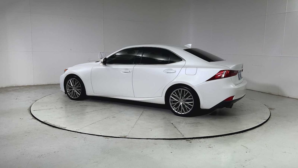 Used 2016 Lexus IS 300 Sedan