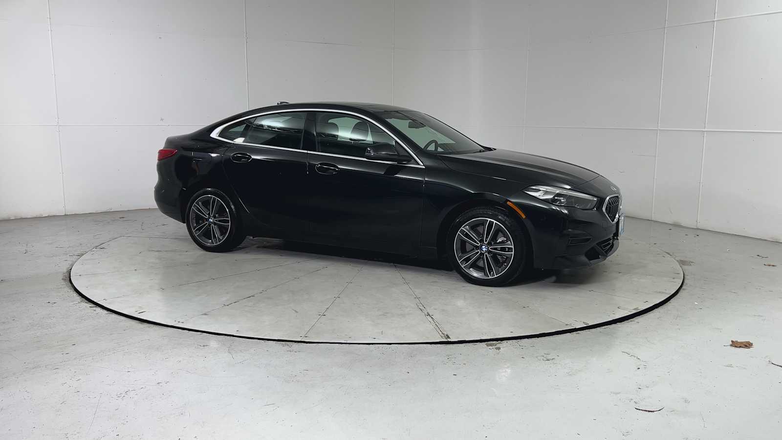 Thumbnail: 2024 BMW 2 Series - 8