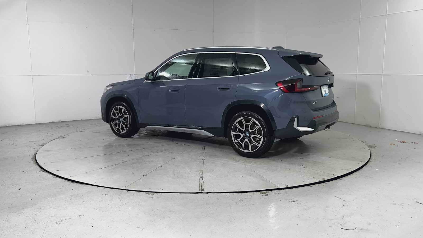 Thumbnail: 2026 BMW X1 - 4