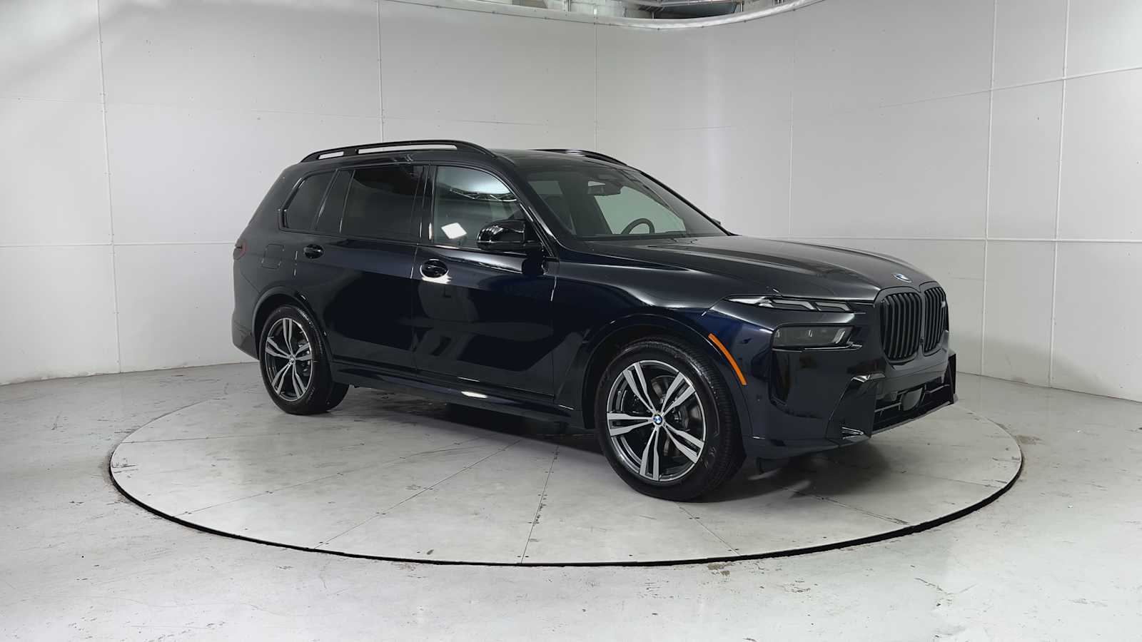 Thumbnail: 2026 BMW X7 - 8