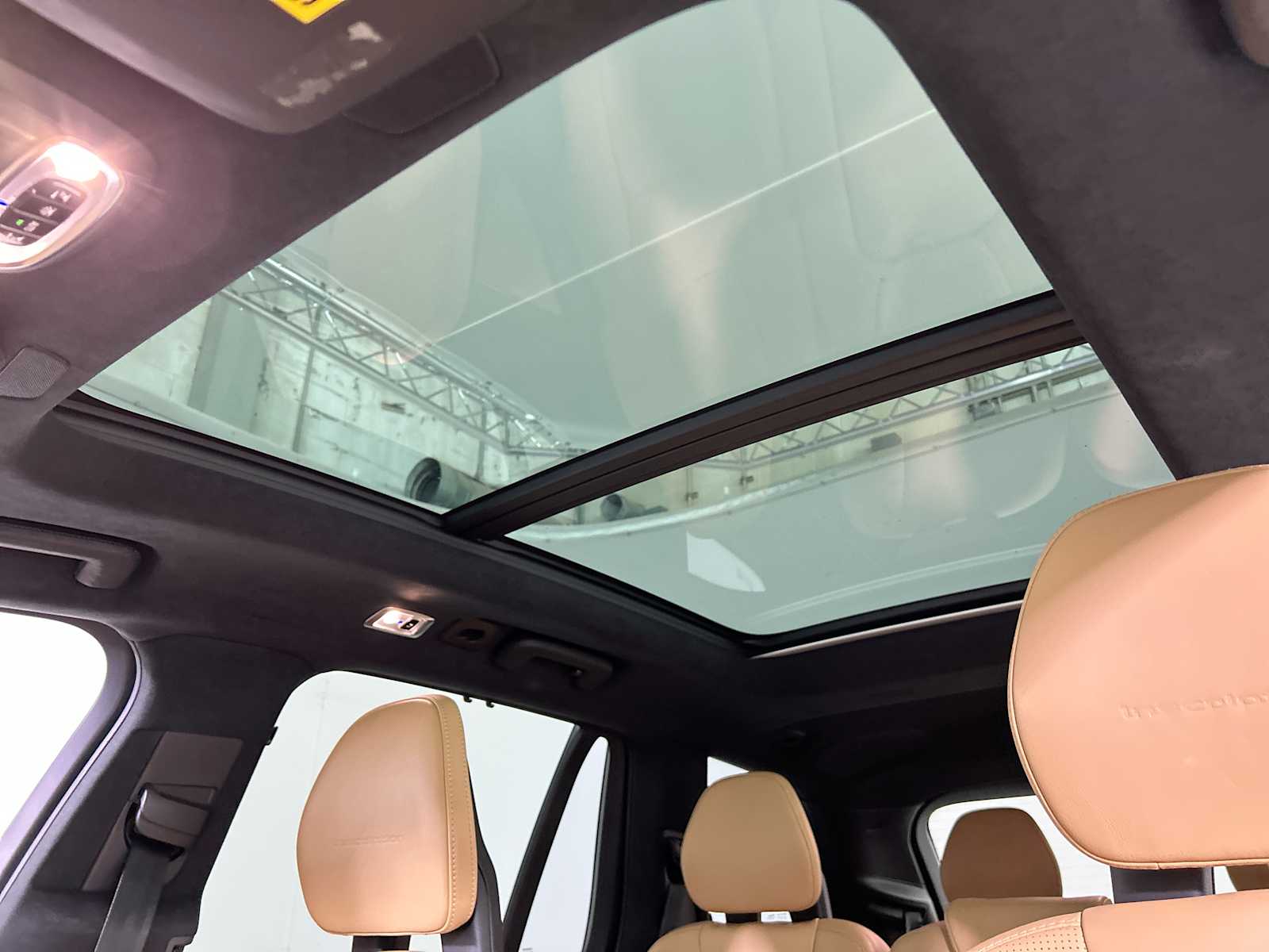 Thumbnail: 2017 Volvo XC90 - 16