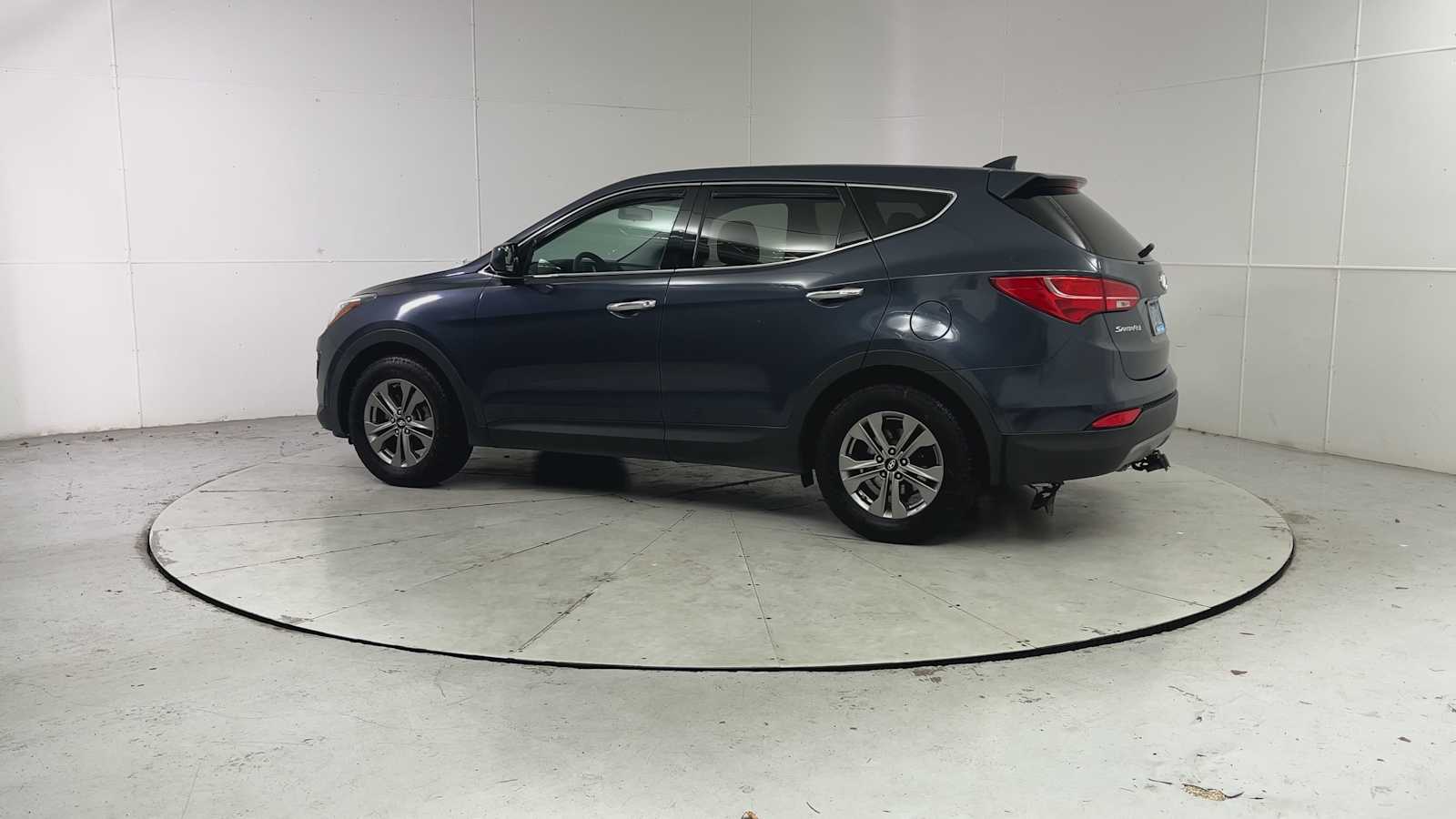 Thumbnail: 2015 Hyundai Santa Fe - 4