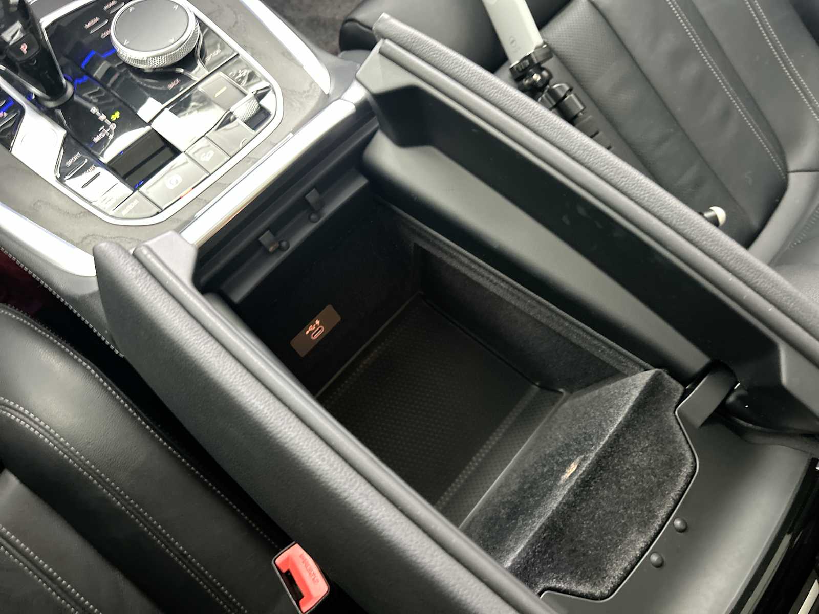 Thumbnail: 2021 BMW X7 - 23