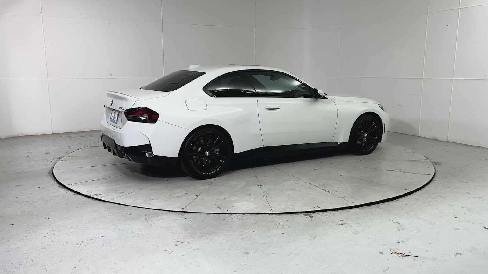 Thumbnail: 2023 BMW 2 Series - 9