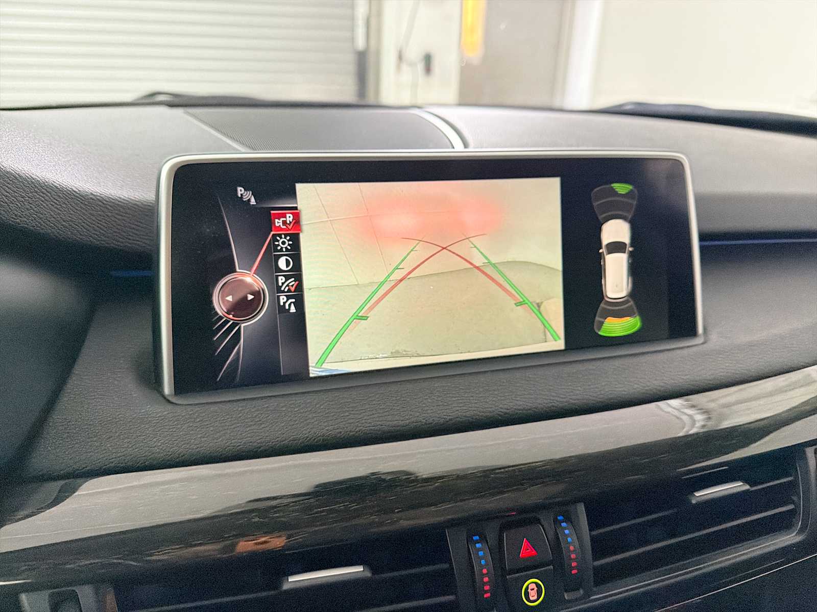 Thumbnail: 2016 BMW X5 - 24