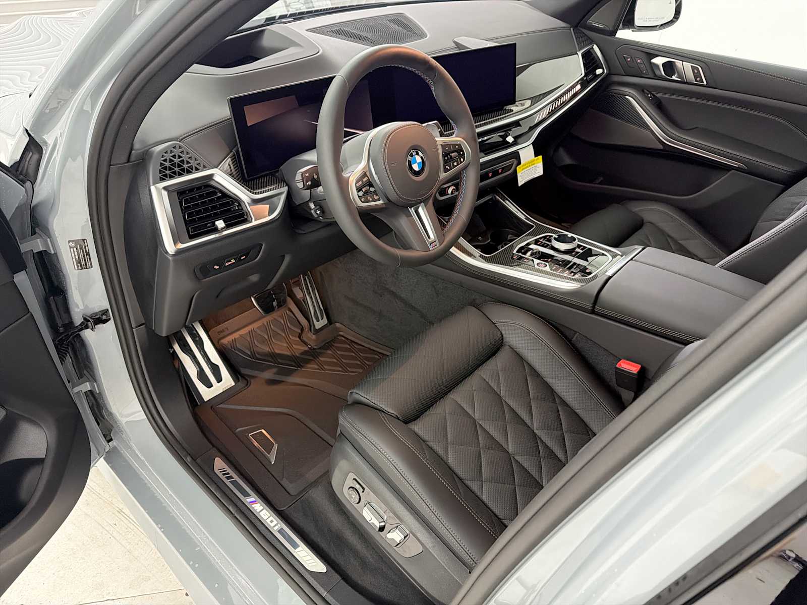 Thumbnail: 2026 BMW X5 - 11