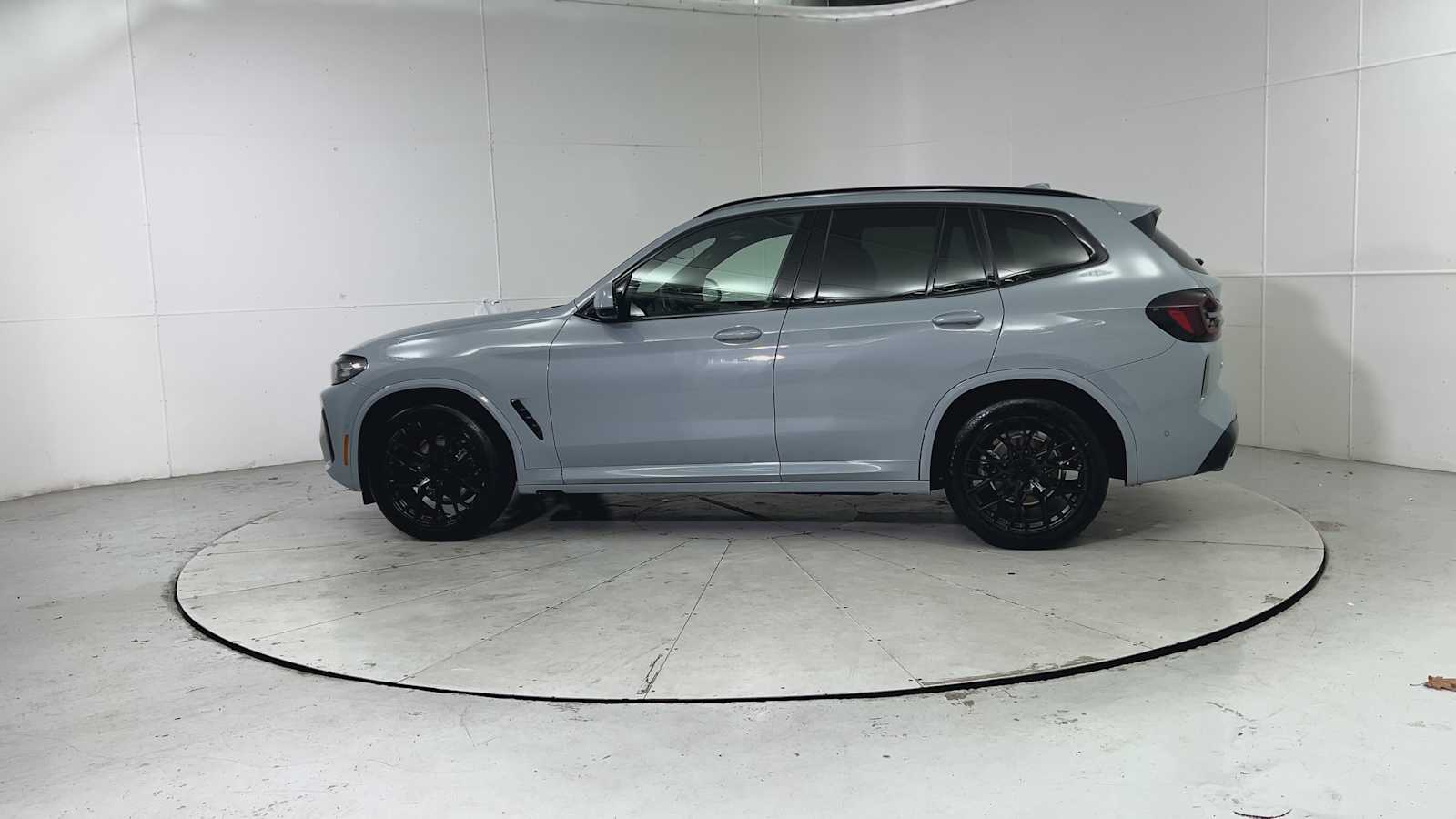 Thumbnail: 2023 BMW X3 - 5