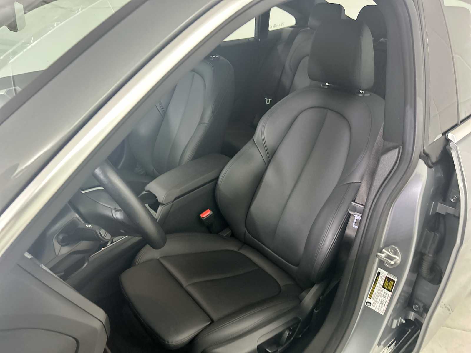 Thumbnail: 2024 BMW 2 Series - 13